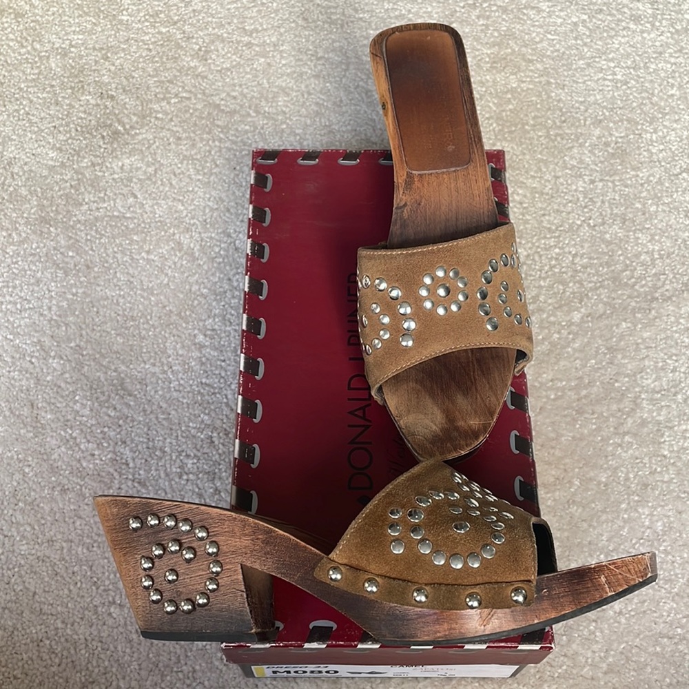 Donald J Pliner Western Couture Collection Slip on wedge